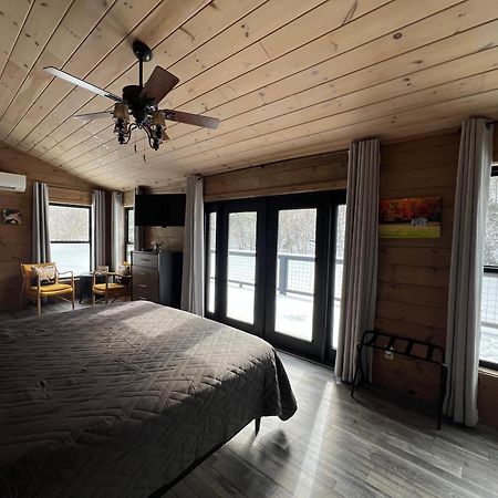 Firefly Fields 2-Acres With Guest House, Game Room, Mountain & River Views Sevierville Extérieur photo