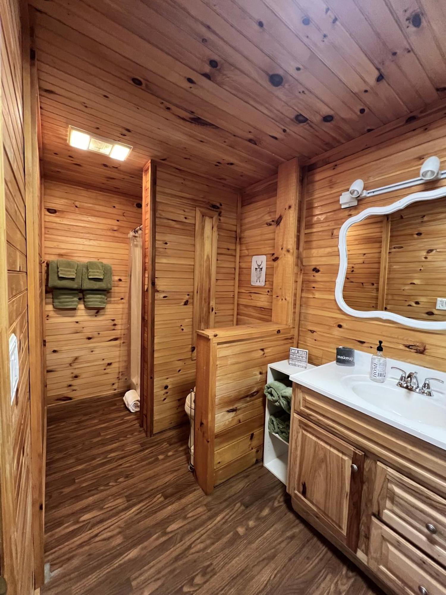 Firefly Fields 2-Acres With Guest House, Game Room, Mountain & River Views Sevierville Extérieur photo