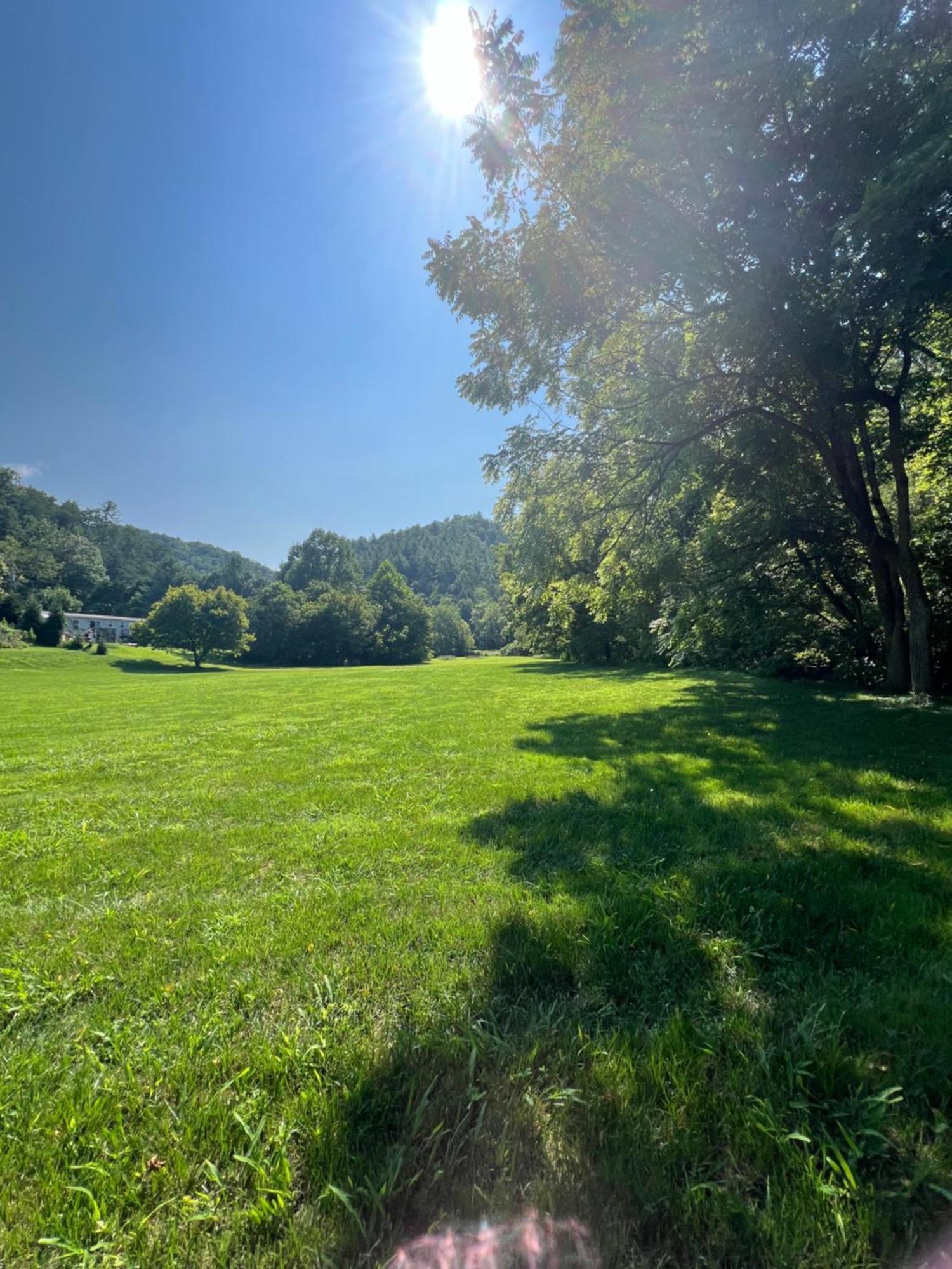 Firefly Fields 2-Acres With Guest House, Game Room, Mountain & River Views Sevierville Extérieur photo
