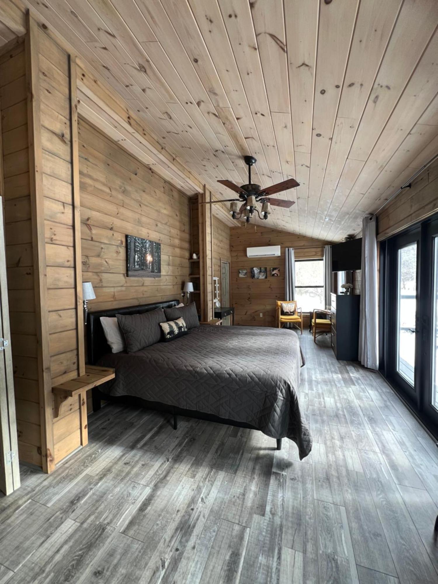 Firefly Fields 2-Acres With Guest House, Game Room, Mountain & River Views Sevierville Extérieur photo